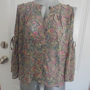 Romeo & Juliet Couture Shear Cold Shoulder Top NEW